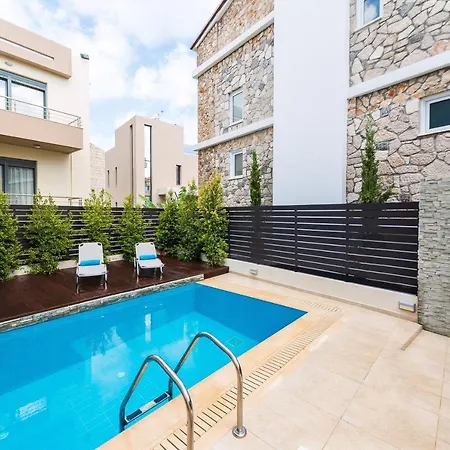 Βίλα Ixia Pool Villa With Sea View Roof Top