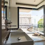 Pool With Sea View Roof