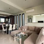 Pool With Sea View Roof