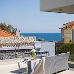 别墅 Ixia Pool Villa With Sea View Roof Top