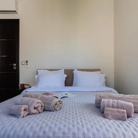 Ixia Pool Villa With Sea View Roof Top * 依克希亚